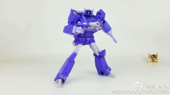 [Masterpiece Takara Tomy] MP-29 LASERWAVE aka SHOCKWAVE - Sortie Mars 2016 - Page 4 HIVbQuSH