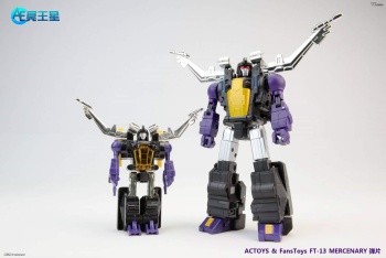 [Fanstoys] Produit Tiers - Jouet FT-12 Grenadier / FT-13 Mercenary / FT-14 Forager - aka Insecticons - Page 2 PEbfROeU