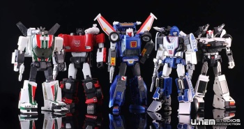 [Masterpiece] MP-25 Tracks/Le Sillage (bleu) ― MP-25L LoudPedal/Tapageur (noir) ― MP-26 Road Rage/Rageuse (rouge) - Page 4 RmMpmR3s