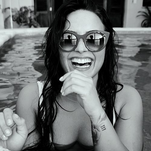 demetria lovato.  - Página 99 Tumblr_p4cpb7IGv01reblqyo1_500