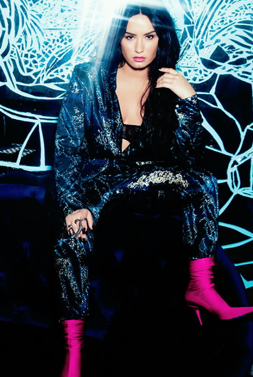 demetria lovato.  - Página 2 Tumblr_p5a4s5TSIU1reubyfo1_500