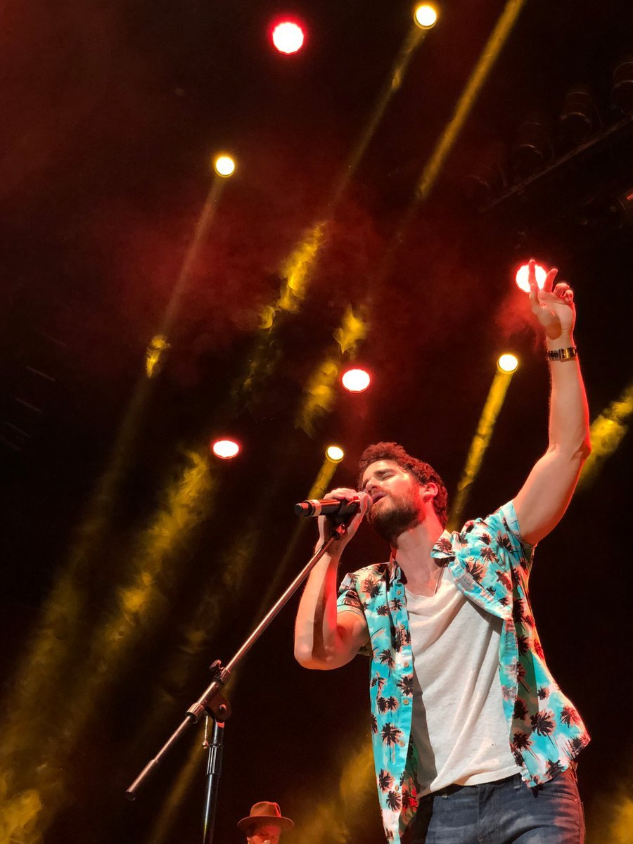 london - Darren's Concerts and Other Musical Performancs for 2018 Tumblr_p6krzjg9YN1ubd9qxo1_1280