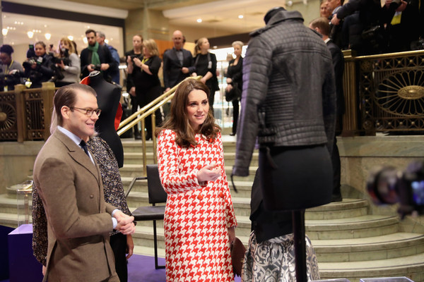 VISITA OFICIAL DE WILLIAM Y KATE A SUECIA Y NORUEGA - Página 7 Tumblr_p3fb79jJqf1r6jme9o3_1280