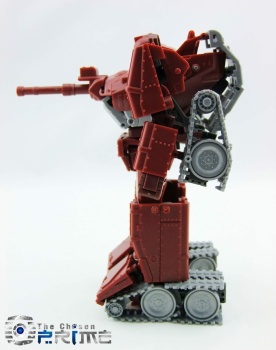 [Masterpiece Tiers] BADCUBE OTS-04 WARDOG aka WARPATH - Sortie Mai 2015 - Page 3 6YjdZn52