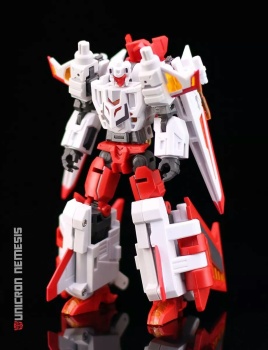 [Combiners Tiers] MAKETOYS QUANTRON aka COMPUTRON - Sortie Aout 2014 Ovat4WTU