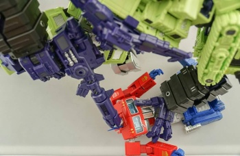 [Combiners Tiers] TOYWORLD TW-C CONSTRUCTOR aka DEVASTATOR - Sortie 2016 - Page 15 PWHl6uSu