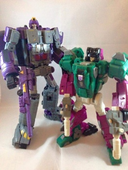 [Masterpiece Tiers] DX9 D-05 CHIGURH aka ASTROTRAIN - Sortie Fevrier 2015 R7F3TYXb