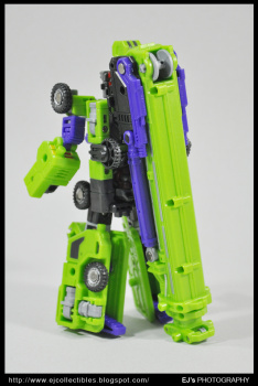 [Combiners Tiers] TFC HERCULES aka DEVASTATOR - Sortie Aout 2012 W0maa7Ea