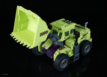 [Combiners Tiers] GENERATION-TOY GRAVITY BUILDER aka DEVASTATOR - Sortie 2015-2016 - Page 3 X9gZZbvj