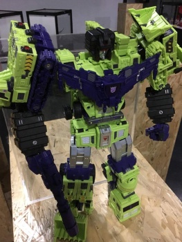 [Toyworld] Produit Tiers - Jouet TW-C Constructor aka Devastator/Dévastateur (Version vert G1 et jaune G2) - Page 6 XMoKDWl4