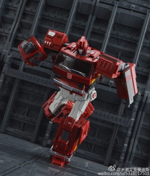 [Masterpiece Tiers] TFC OS-01 IRONWILL aka IRONHIDE - Sortie Septembre 2015 - Page 2 XgPX5PJ7