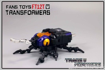 [Fanstoys] Produit Tiers - Jouet FT-12 Grenadier / FT-13 Mercenary / FT-14 Forager - aka Insecticons - Page 2 DsWAn6Bl