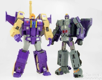 [DX9toys] Produit Tiers D-08 Gewalt - aka Blitzwing/Le Blitz HmwXyO0f