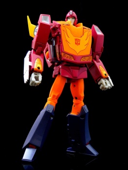 [Masterpiece] MP-28 Hot Rod/Météorite ― MP-40 Targetmaster Hot Rod/Météorite - Page 3 NXBcTysH