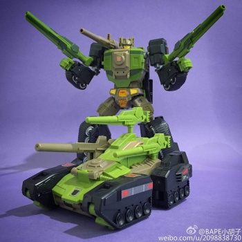 [Masterpiece Tiers] MAKETOYS MTRM-04 IRON WILL aka HARDHEAD - Sortie Fevrier 2016 - Page 4 P8jeb3pa