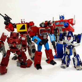 [Fanstoys] Produit Tiers - FT-09 Tesla et FT-46 Tesla v2.0 - aka Perceptor/Percepto VFKoFrAz