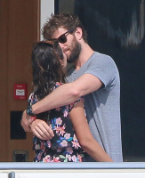 Nina Dobrev and Asustin Stowell enjoy the ocean off the cost the French Riviera (July 26) Ziiaf9Y5