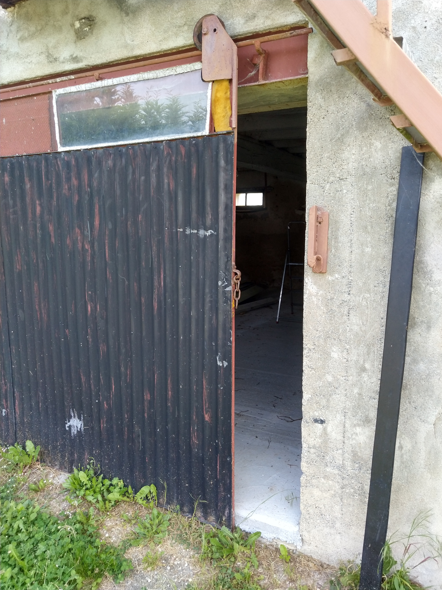 Sécuriser/verrouiller une porte coulissante extérieure pour l'atelier IMG_20220510_104652_