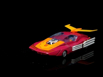 [Masterpiece Takara Tomy] MP-28 HOT ROD v2.0 - Sortie Fevrier 2016 - Page 5 1AtWcITO