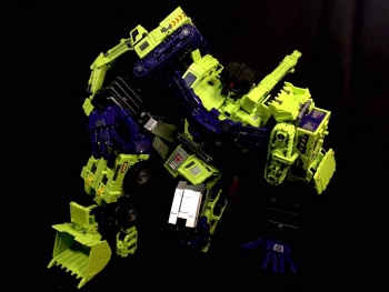 [Combiners Tiers] TOYWORLD TW-C CONSTRUCTOR aka DEVASTATOR - Sortie 2016 - Page 15 6qGQ5LlH