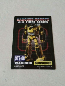 [Masterpiece Tiers] BADCUBE OTS-08 SUNSURGE aka SUNSTREAKER - Sortie Janvier 2016 - Page 4 76pP7sQl