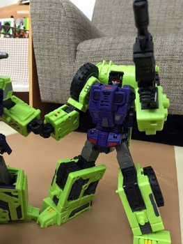 [Combiners Tiers] TOYWORLD TW-C CONSTRUCTOR aka DEVASTATOR - Sortie 2016 - Page 9 Eq87fnYM