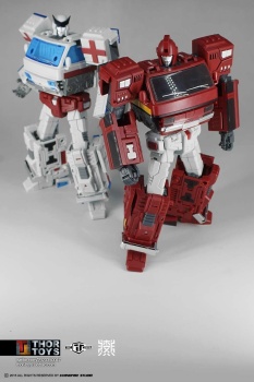 [Masterpiece Tiers] TFC OS-01 IRONWILL aka IRONHIDE - Sortie Septembre 2015 - Page 2 NITf8K60