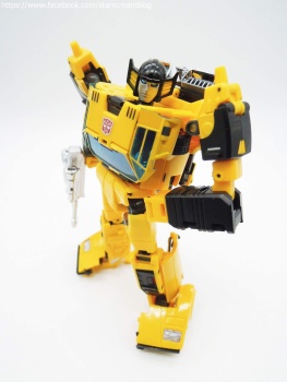 [Masterpiece Tiers] BADCUBE OTS-08 SUNSURGE aka SUNSTREAKER - Sortie Janvier 2016 - Page 4 V397riVt