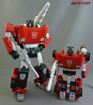 [Masterpiece Takara Tomy] MP-12 LAMBOR (SIDESWIPE) - Sortie Octobre 2012 WX7sNi8o