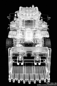 [Combiners Tiers] GENERATION-TOY GRAVITY BUILDER aka DEVASTATOR - Sortie 2015-2016 - Page 10 X5T59on5