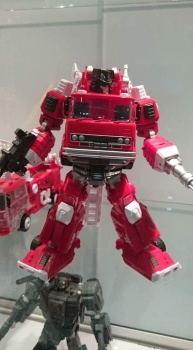 [Maketoys] Produit Tiers - MTRM-03 Hellfire (aka Inferno) et MTRM-05 Wrestle (aka Grapple/Grappin) XGPrpYWD