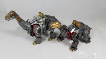 [Combiners Tiers] G-CREATIONS SHURAKING aka COMBINER DINOBOT - Sortie 2015-2016 - Page 2 D1liHO88