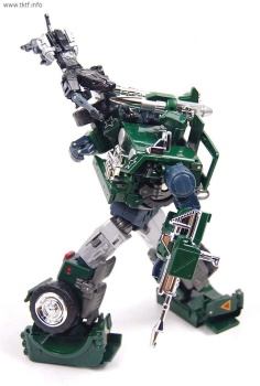 [Masterpiece Tiers] MAKETOYS MTRM-02Y GUNDOG aka HOUND - Sortie Octobre 2015 - Page 3 KpXZj386