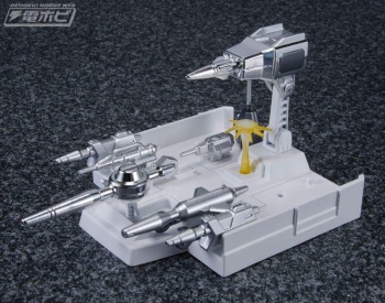 [Masterpiece Takara Tomy] MP-30 RATCHET - Sortie Avril 2016 - Page 2 KzDGjPTF