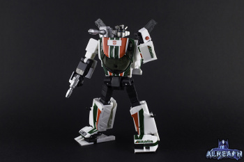 [Masterpiece] MP-20 Wheeljack/Invento ― MP-23 Exhaust (Diaclone) - Page 6 N86bOiEV