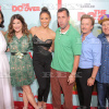 Premiere of Netflix's 'The Do Over' 16.5.20 NwMDdQkC