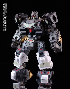 [Combiners Tiers] FANSPROJECT SAURUS RYU-OH aka DINOKING - Sortie 2015-2016 - Page 2 YeKLdDmH