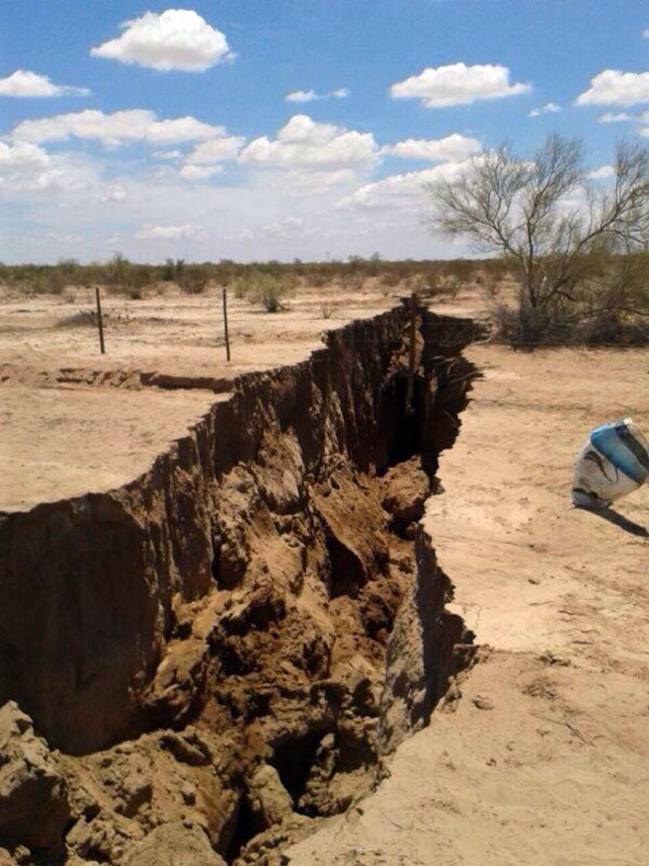 GRANDE AGUJEROS (CRATERS) SE ABREN INCEXPLICADAMENTE EN DIFERENTES PARTES DEL MUNDO - Página 40 1025155