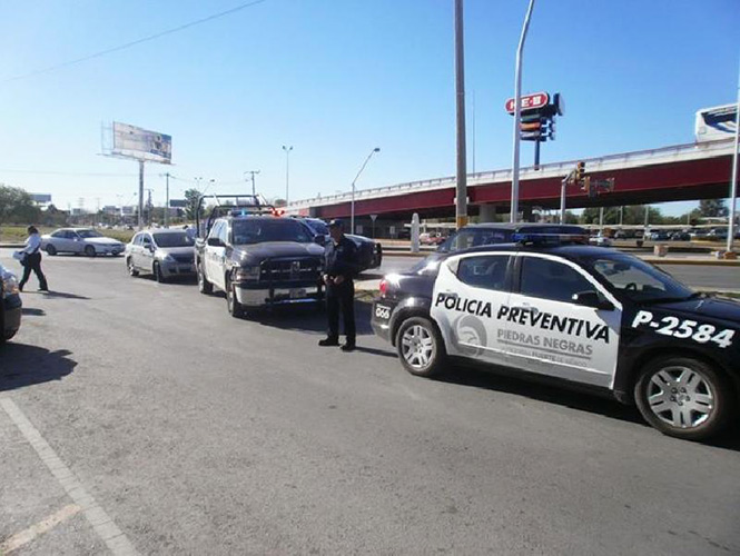 Por whatsapp, policías municipales en Coahuila pasan datos al hampa Hay cinco detenidos, entre ellos 1101634