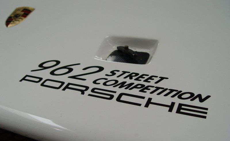 De 500 a 0 - Page 17 Porsche_962_street_decal