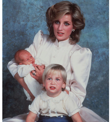 Diana Spencer, Lady Di - Página 15 Apr_diana_sons_060901_ssv