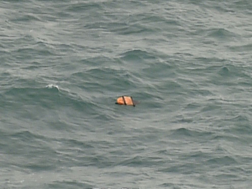 AirAsia Crash: Leading Theories About What Caused Plane to Go Down Gty_airasia_debris_2_wy_141230_4x3_992