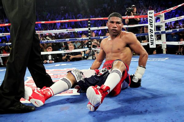 Gamboa vs Juanma Lopez? Box_r_yuriorkis-gamboa_mb_600x400