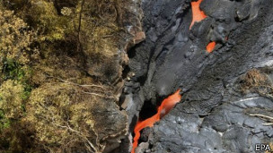 ¿Es posible detener la lava de un volcán en erupción? 140911120706_lava_hawai_304x171_epa