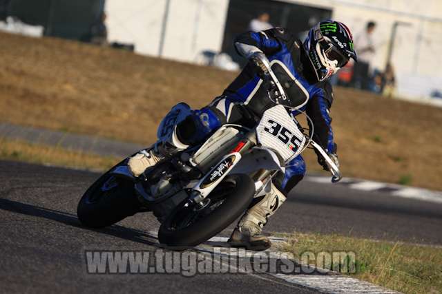 Grande Premio Supermoto Bombarral - 2010 PROVA NOCTURNA - Pgina 3 Supermotobombarral20102