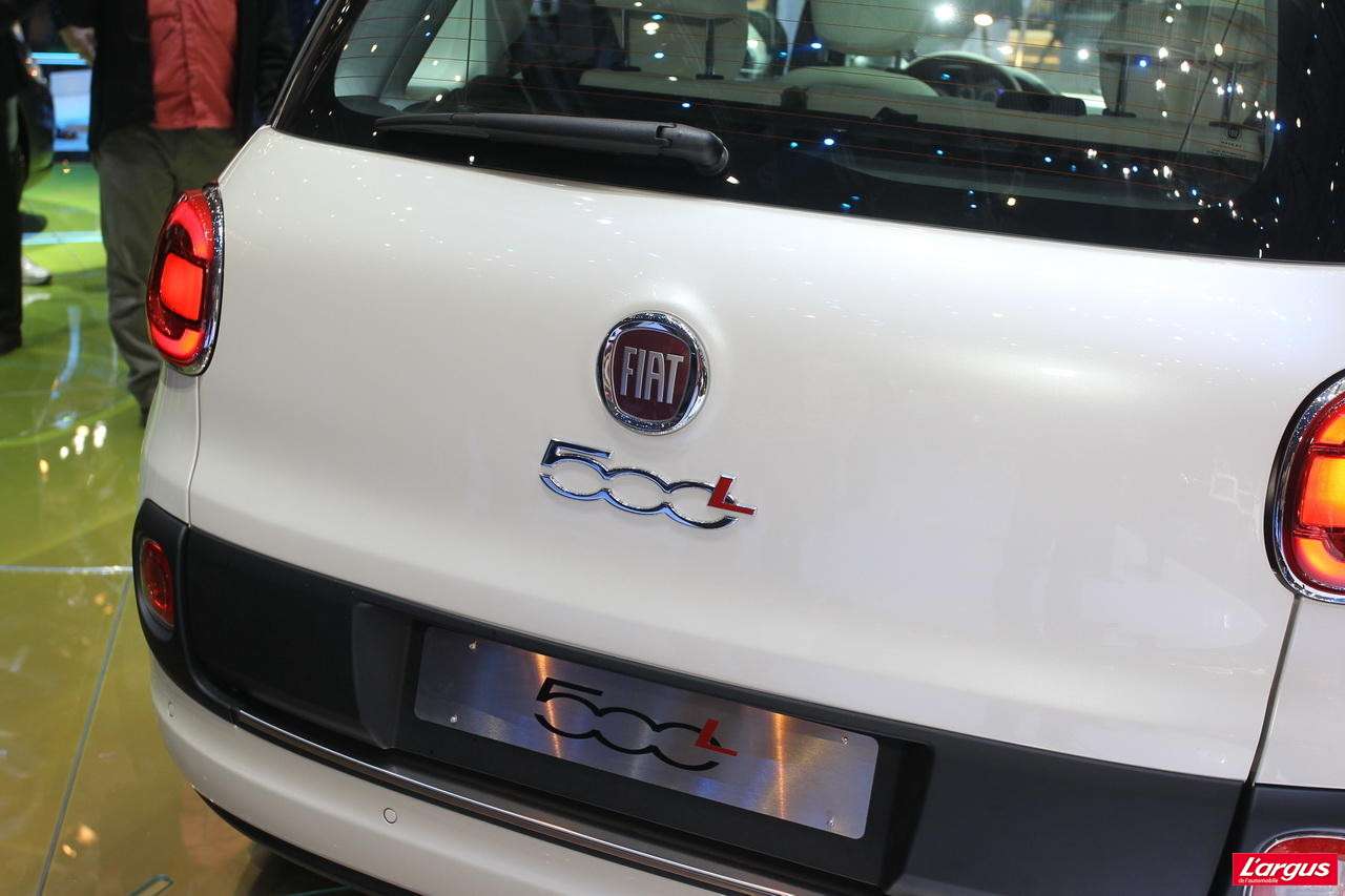 Fiat au 82ème salon de Genève Fiat500l009