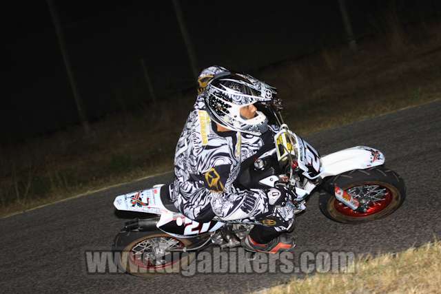 Grande Premio Supermoto Bombarral - 2010 PROVA NOCTURNA - Pgina 2 Supermotobombarral20102