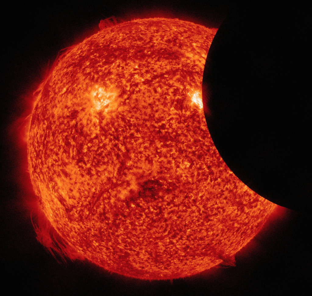 Un eclipse solar visto desde el espacio 94201-full