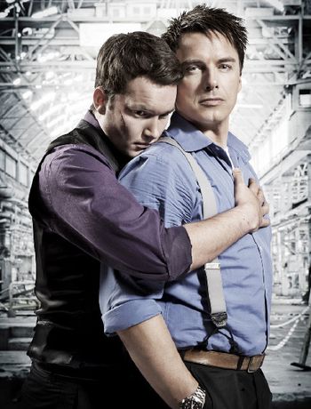 *...My MaGiC wOrLd...* - Page 2 Jack-Harkness---Ianto-Jones---2