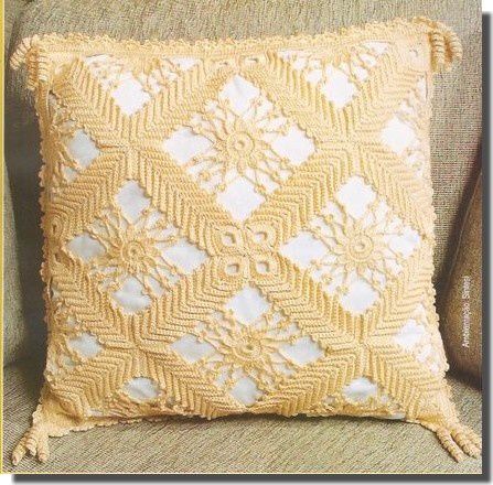 خداديات كروشيه روعه 2013 - ادخلى بسرعه Coussin-beige-photo